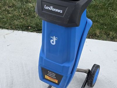 Landworks Wood Chipper
