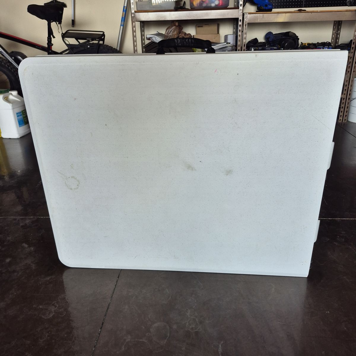 Main image 3
