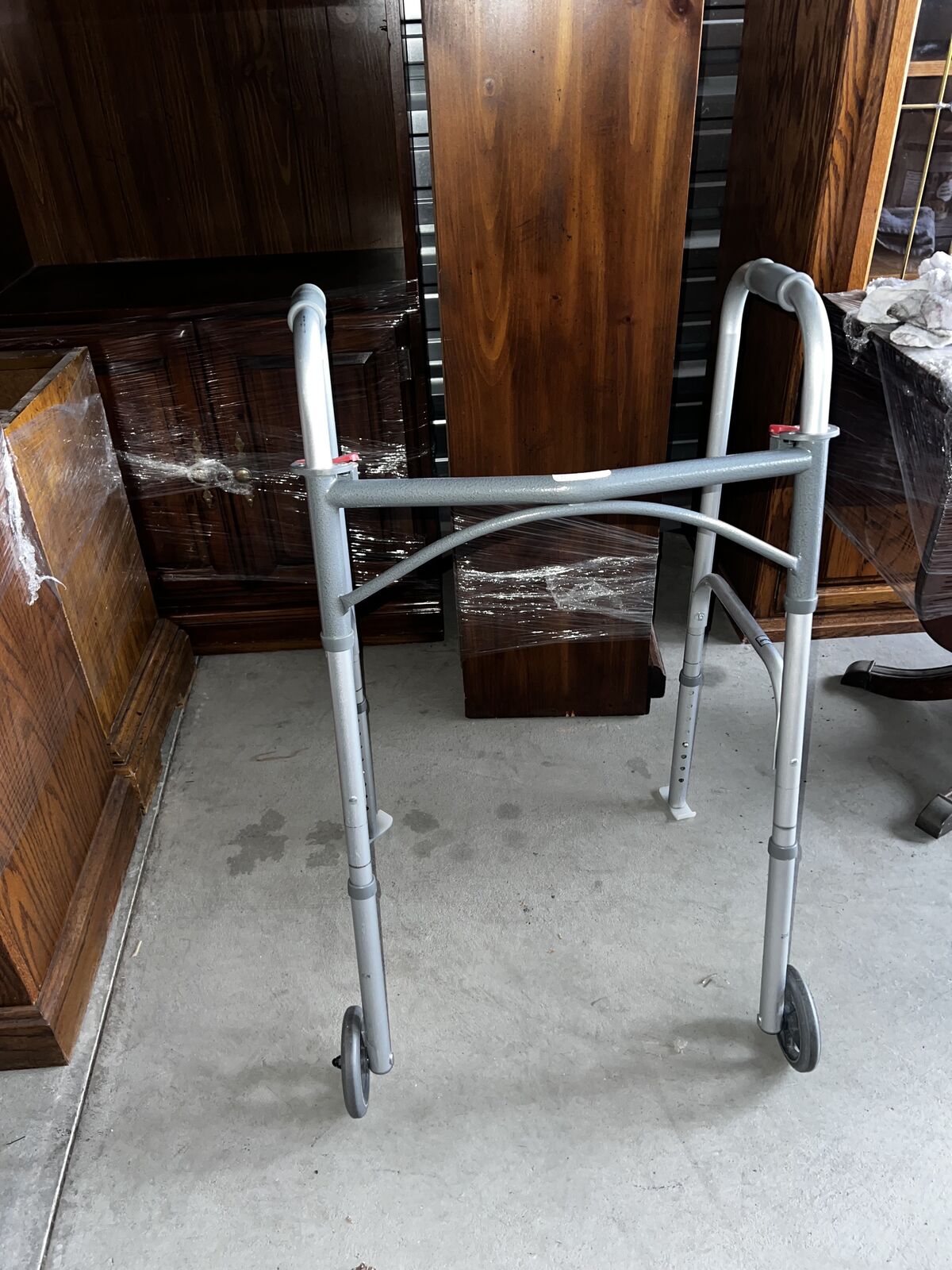 Drive walker with wheels