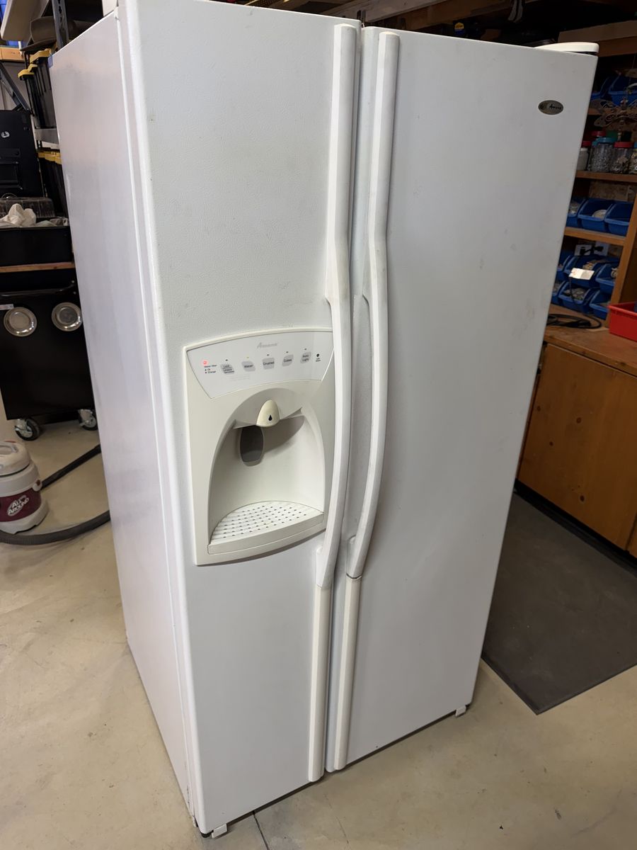 Amana/Maytag Freestanding/Side by Side Refridgerator