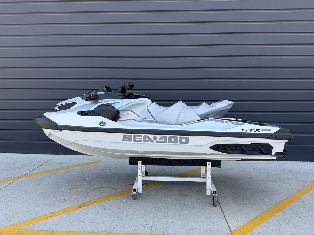 2026 Sea-Doo GTX™ Limited 325 White Pearl Premium