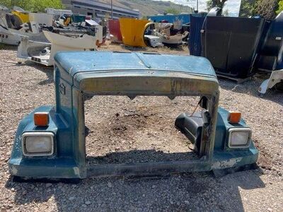 Autocar 8300 Hood (Damaged, Missing Grille)