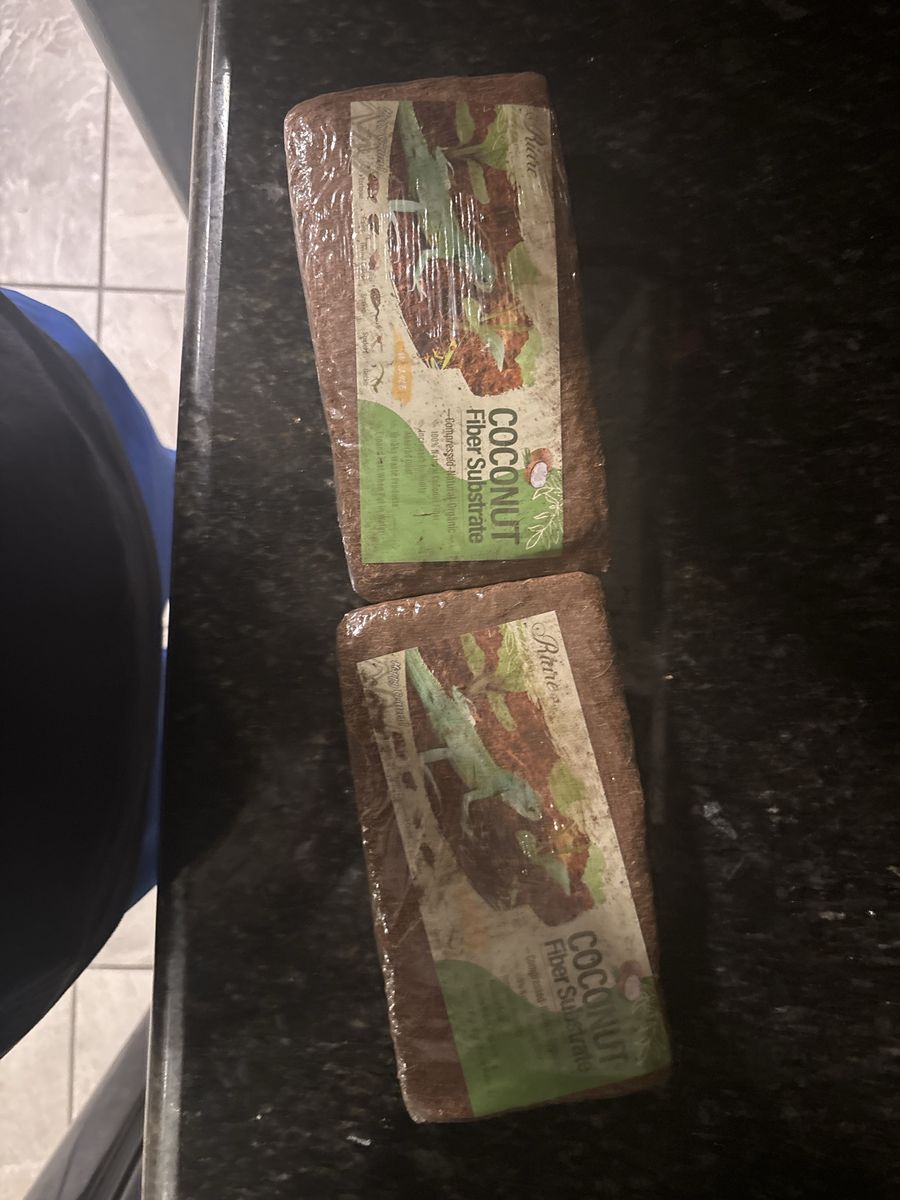 Reptile Coconut Fiber Substrate Blocks 2 Pack