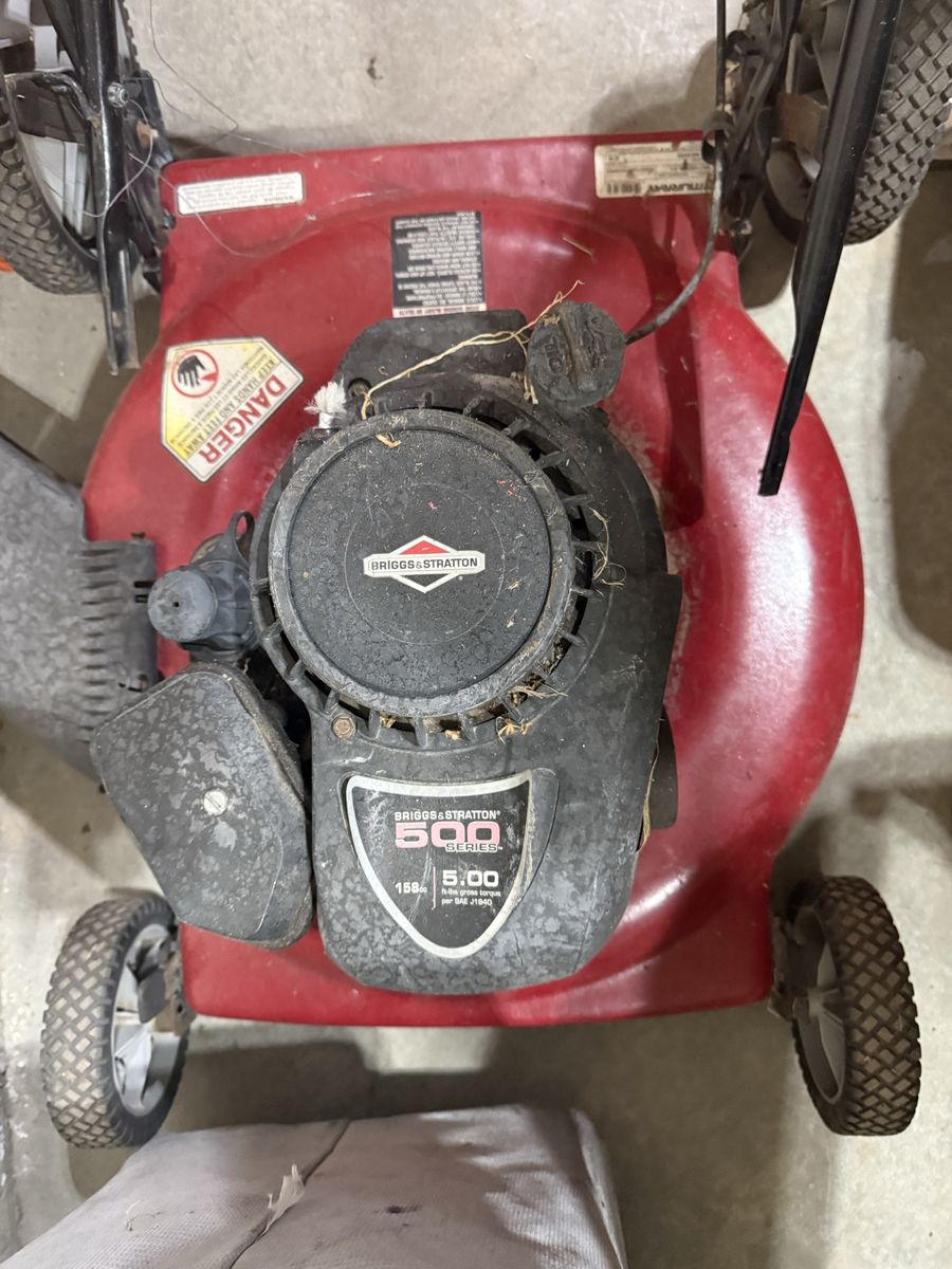 ISO Unwanted/Broken Outdoor Small Engine Equipment