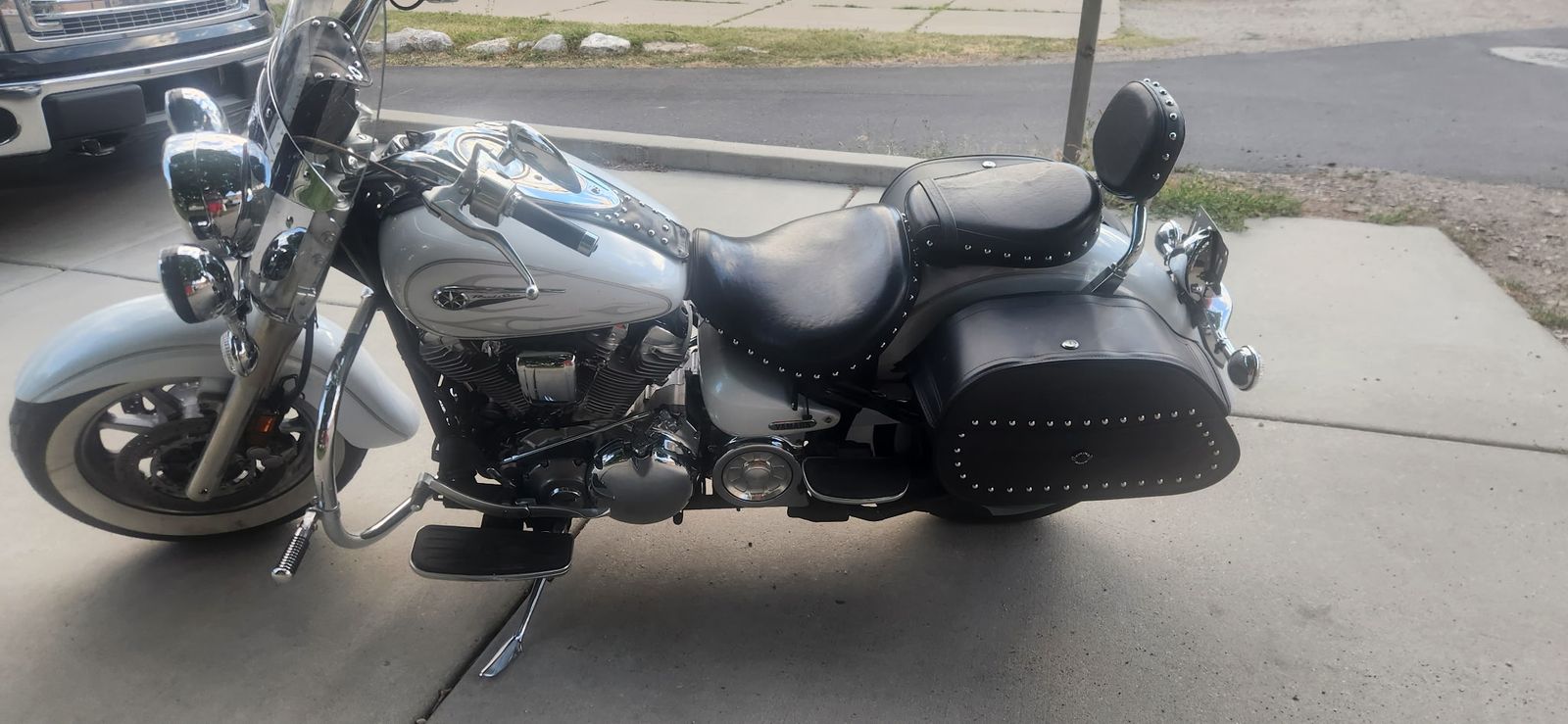 Roadstar 1700