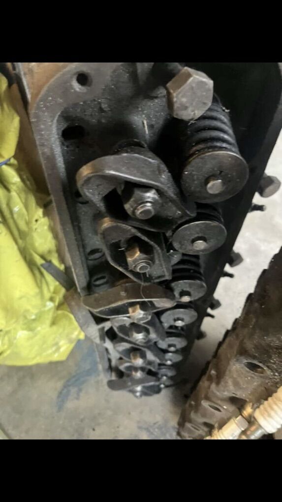 302 1979 Ford Mustang Head