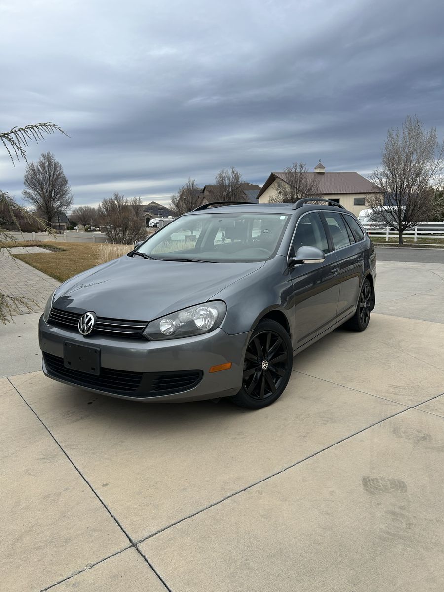 2011 VOLKSWAGEN JETTA 2.0L TDI SE