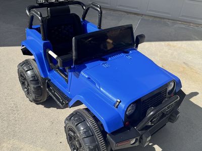 Child’s ride on electric Jeep with Parent Remote