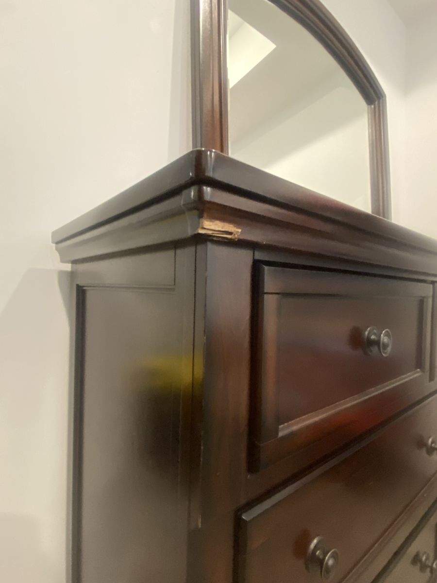Main image 9