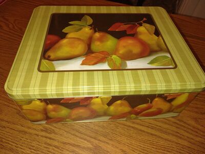 TINS, FLOWER PATTERNS, HOLIDAY SCENES individually prices by size