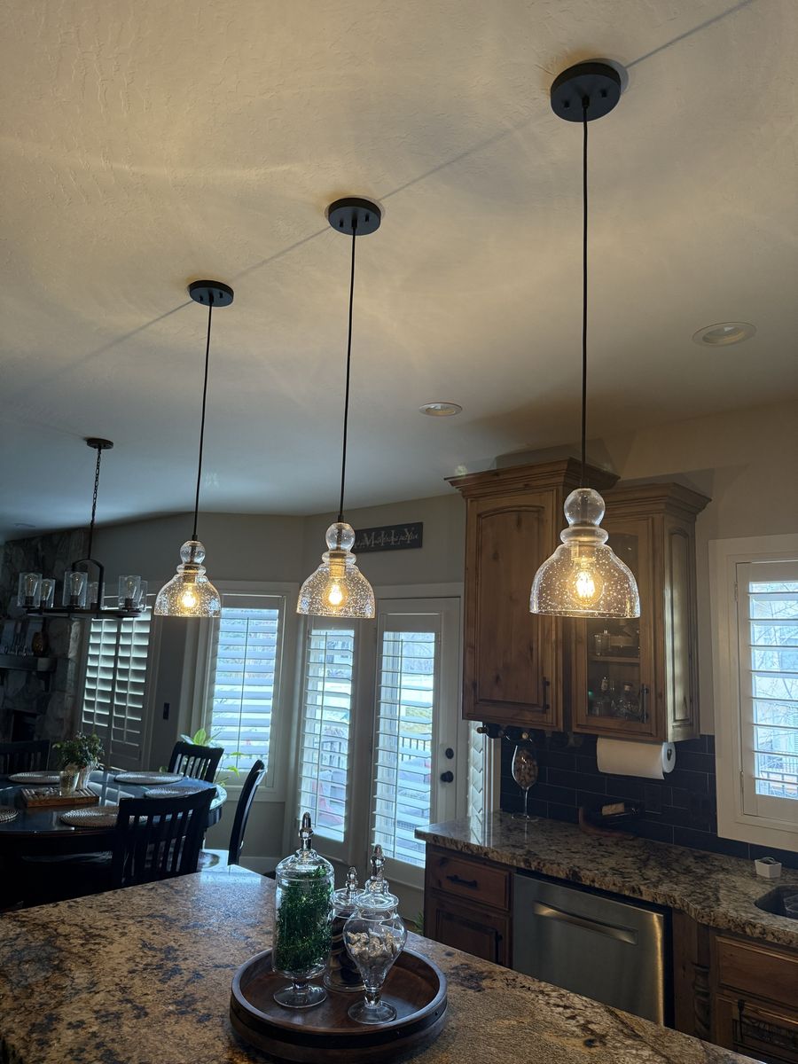 Set of 3 Clear Seeded Glass Pendant Lights with Black Fixtures