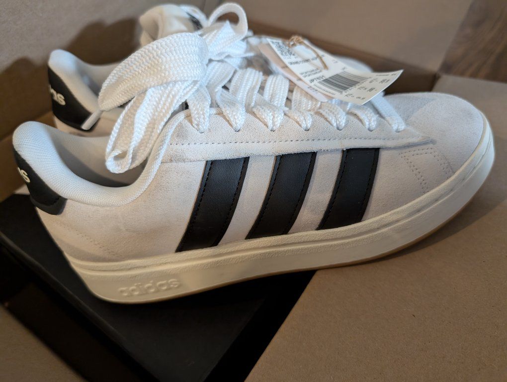 Adidas Grand Court Alpha Women's size 9