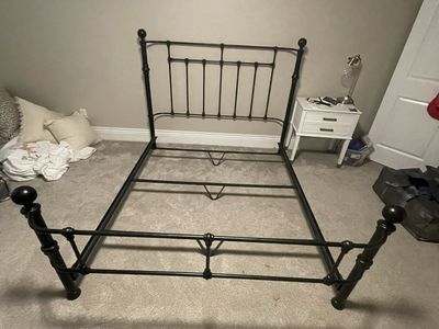 Black Metal Queen Size Bed Frame - Classic Design, Sturdy Construction