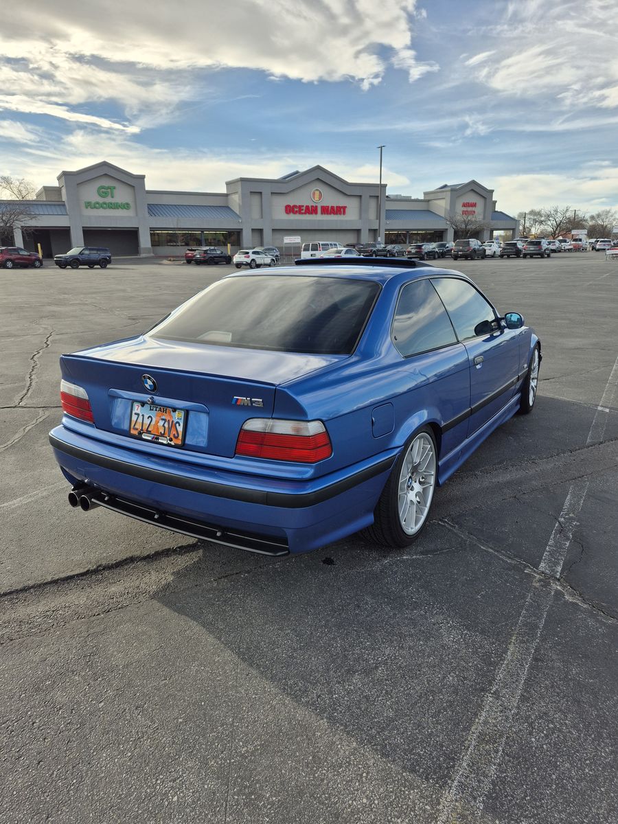 1998 BMW M3 Base