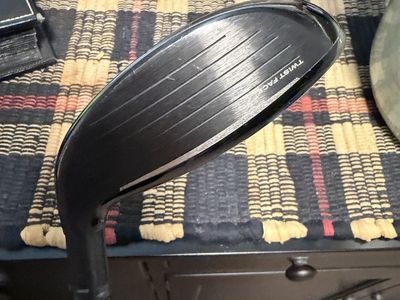 TaylorMade Stealth 5 hybrid