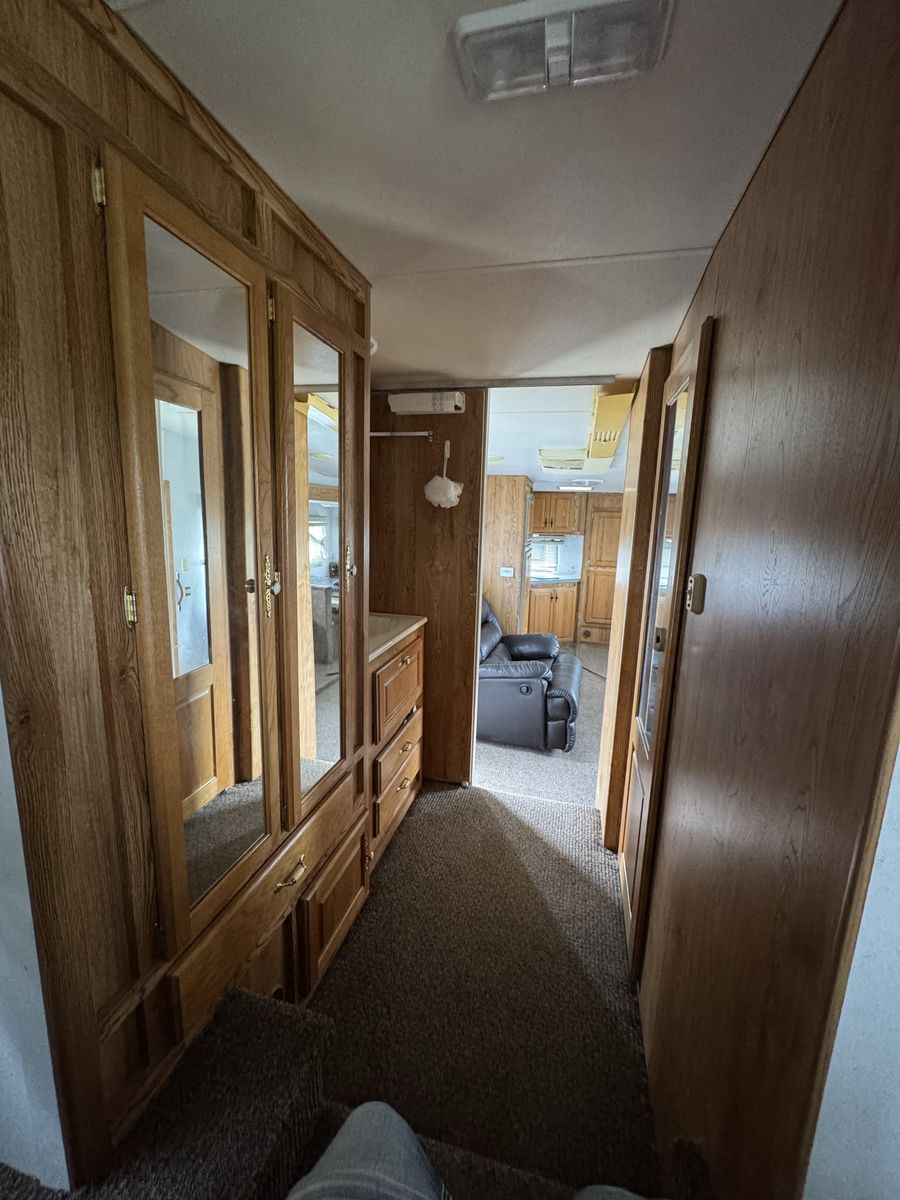Main image 19