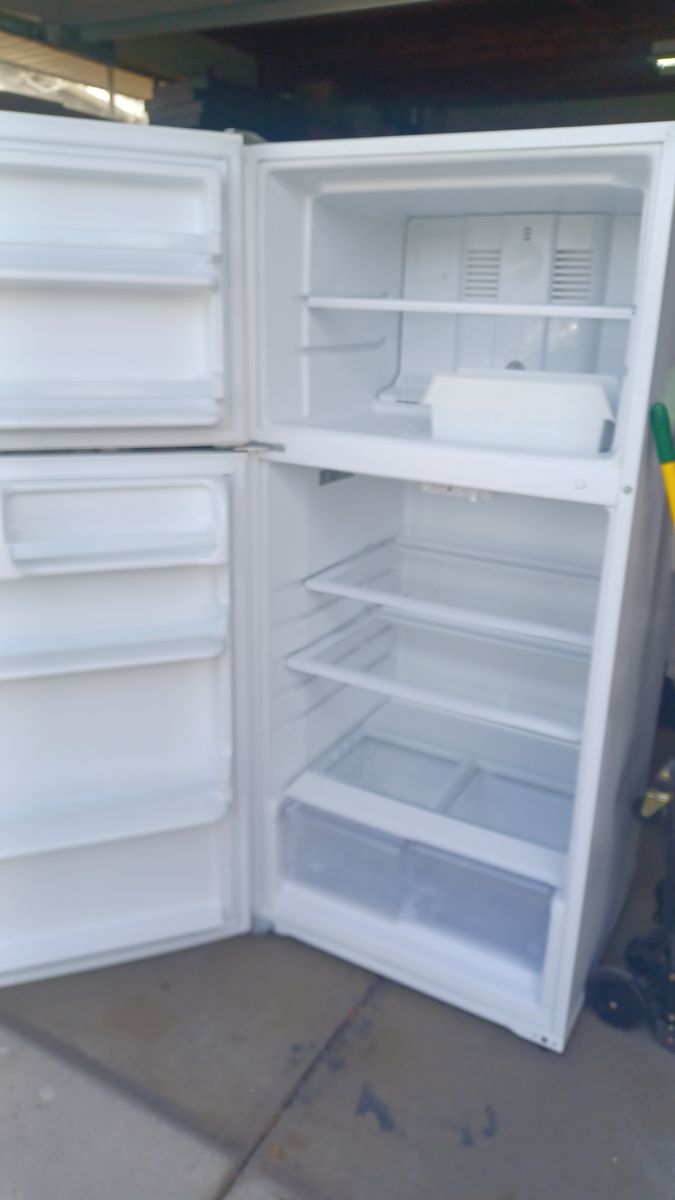 Whirlpool refrigerator freezer