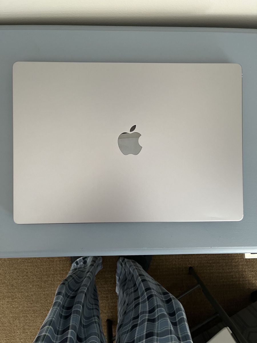 16" M1 Pro MacBook Pro 32GB/512GB