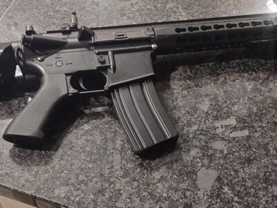 CYMA M4 Electric Airsoft Rifle