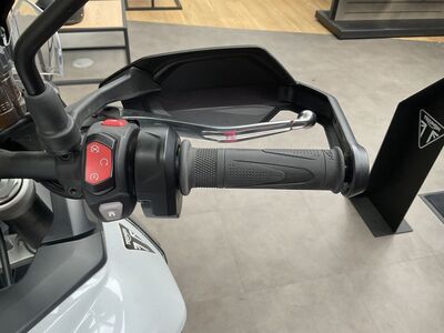 2024 Triumph Tiger 900 GT Pro Graphite / Sapphire Black