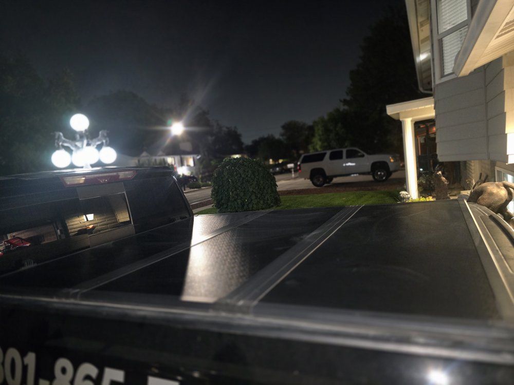 Folding Truck Bed Tonneau Cover Black Hard Tri-Fold