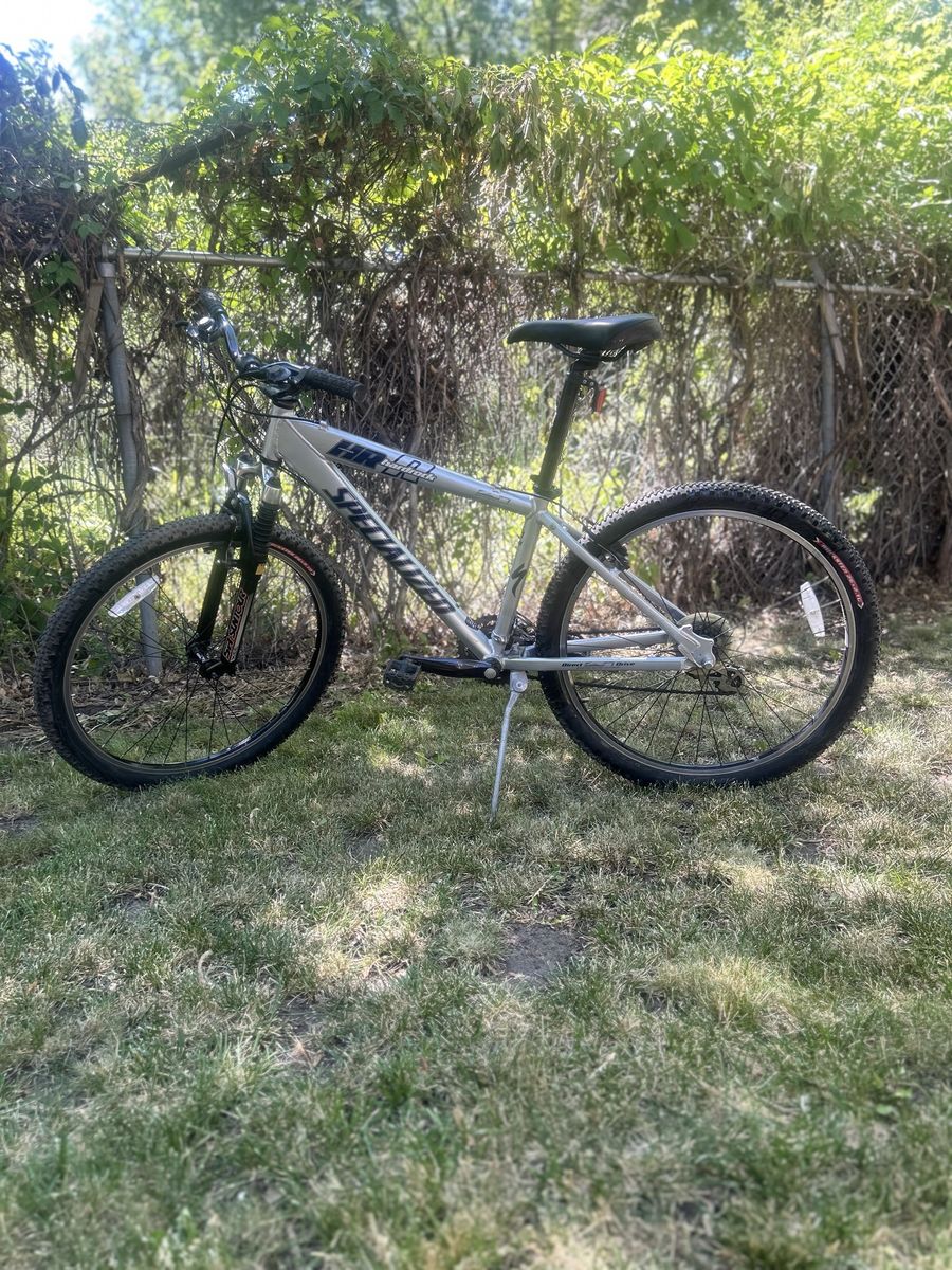 SPECIALIZED    HR  Bicycle