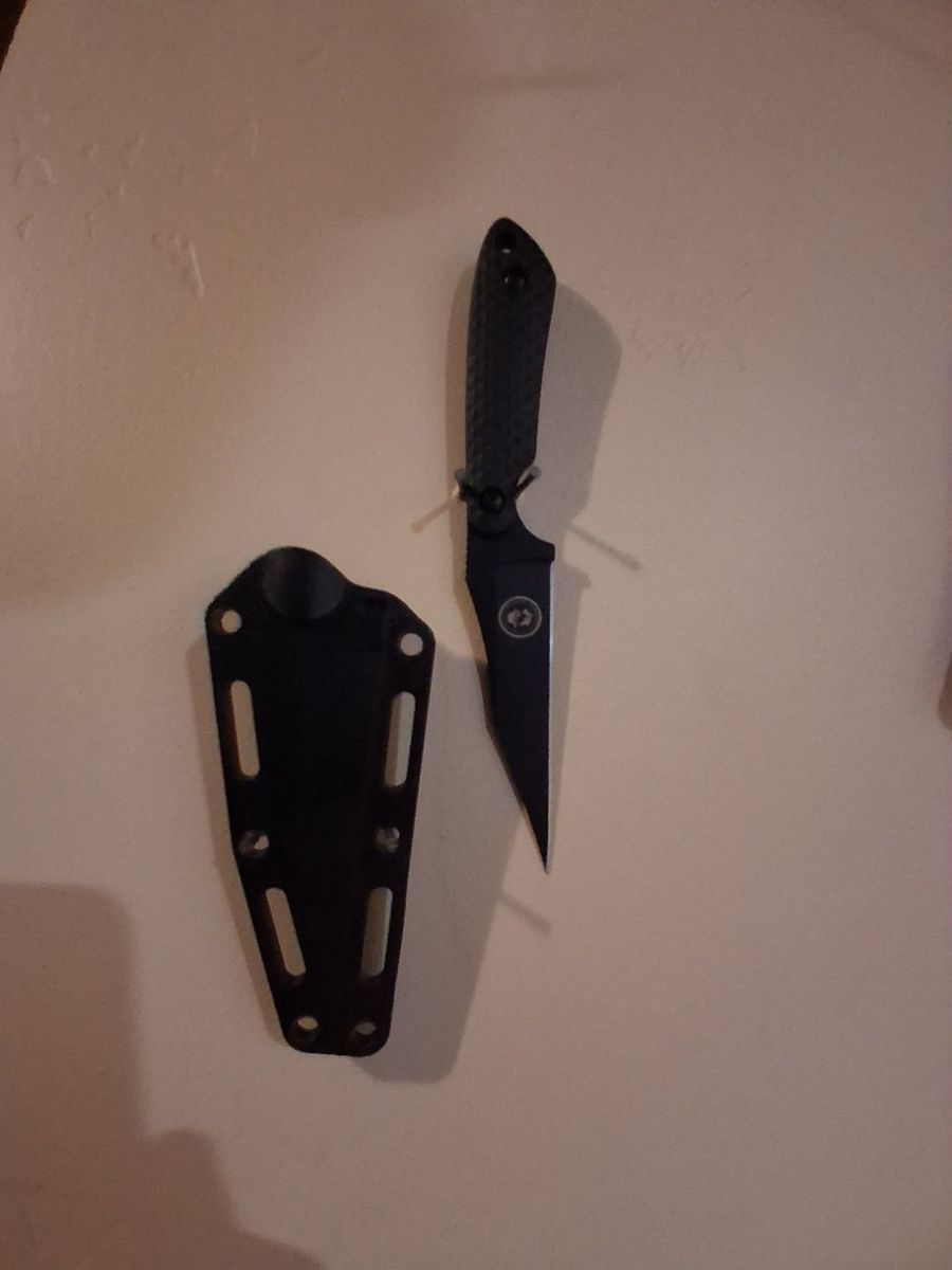 CIVIVI fixed-blade tactical knife.