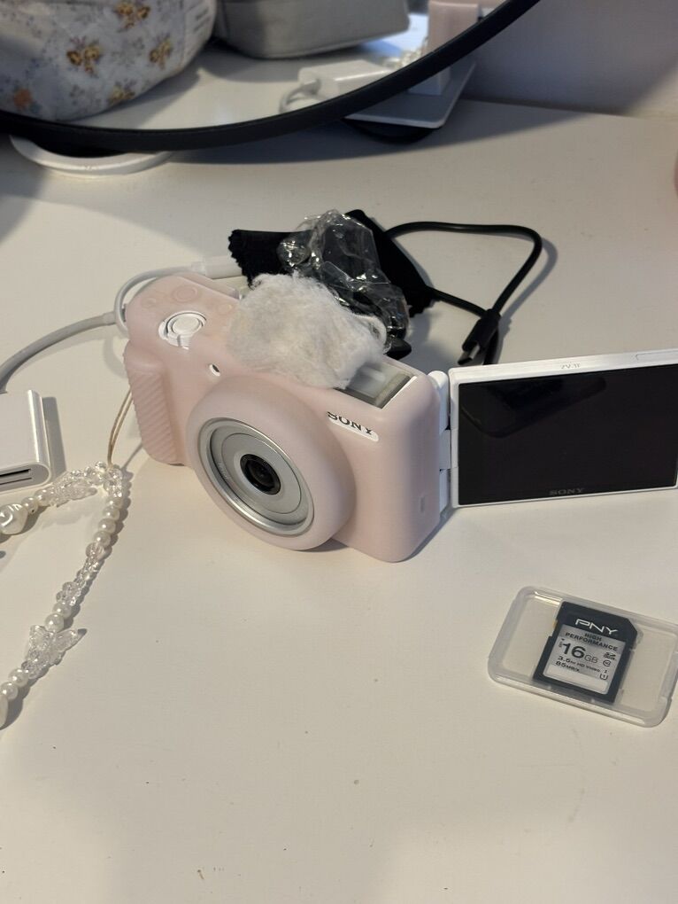 White Sony ZV1-F Camera