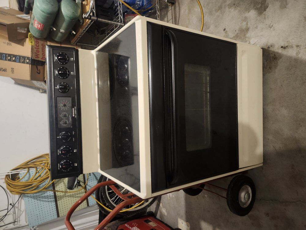 Frigidaire electric glass top stove