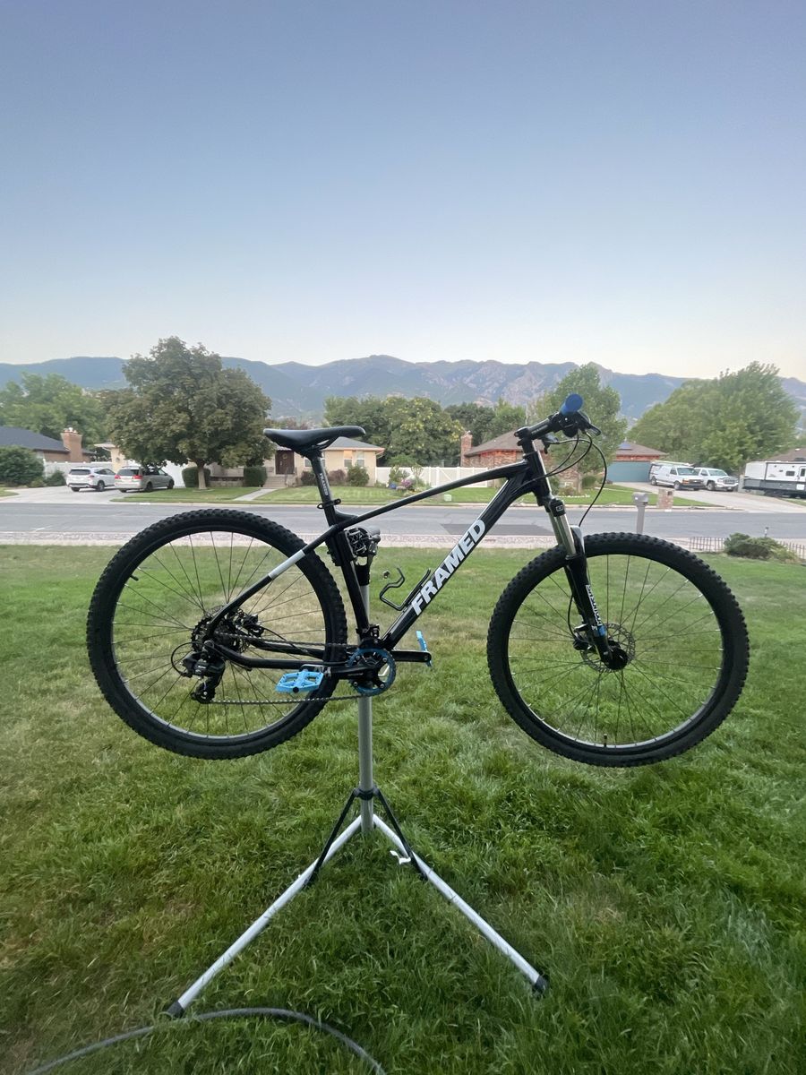 Framed Rendal Hardtail Mountain Bike - Black - Tektro Disc Brakes
