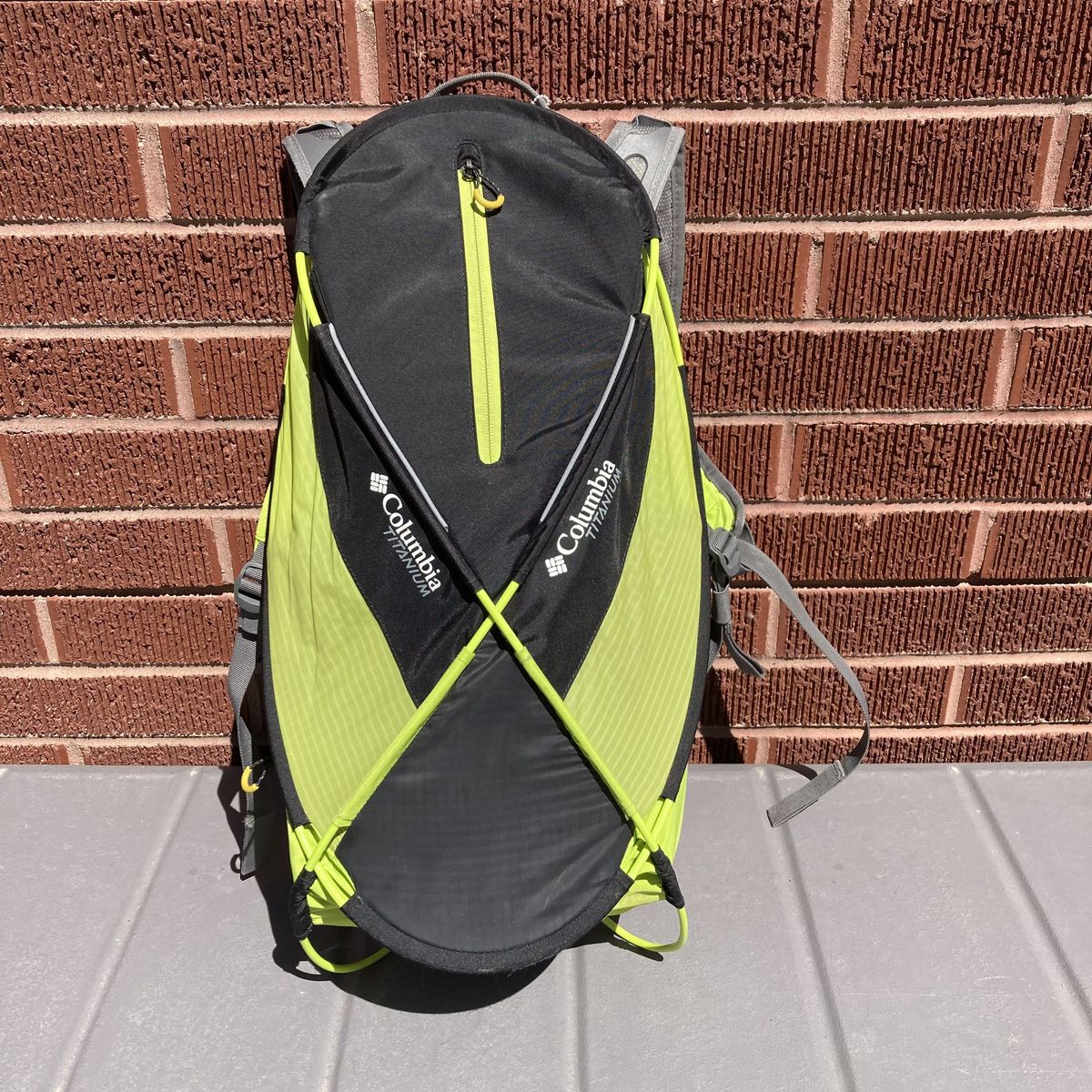 Columbia Titanium Mobex Float Backpack black Yellow 0/S Unisex