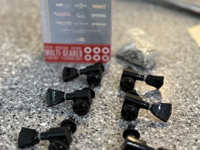 Ratio locking tuners black 3x3