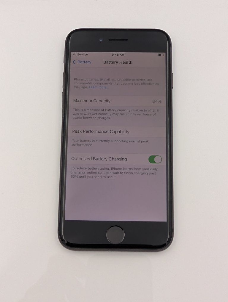 Apple iPhone 8 | 64 GB | Space Gray (Unlocked)