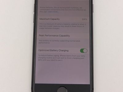 Apple iPhone 8 | 64 GB | Space Gray (Unlocked)