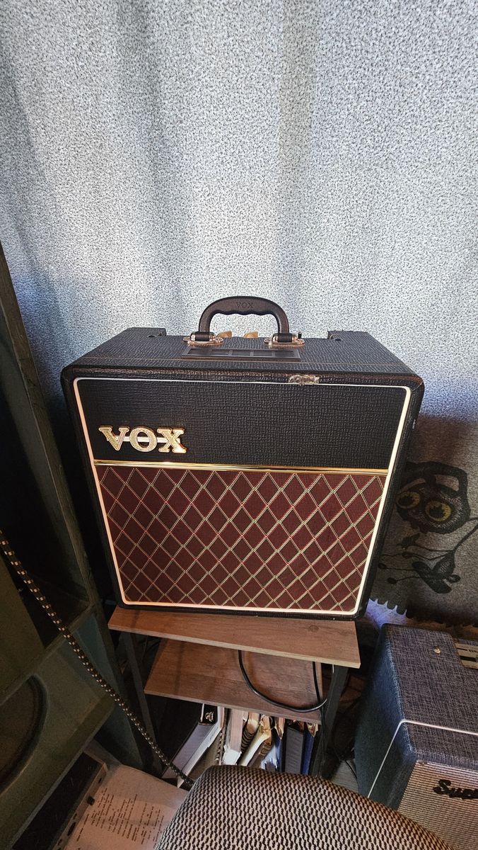 Vox AC4c1-12 Tube Guitar Amplifier Combo