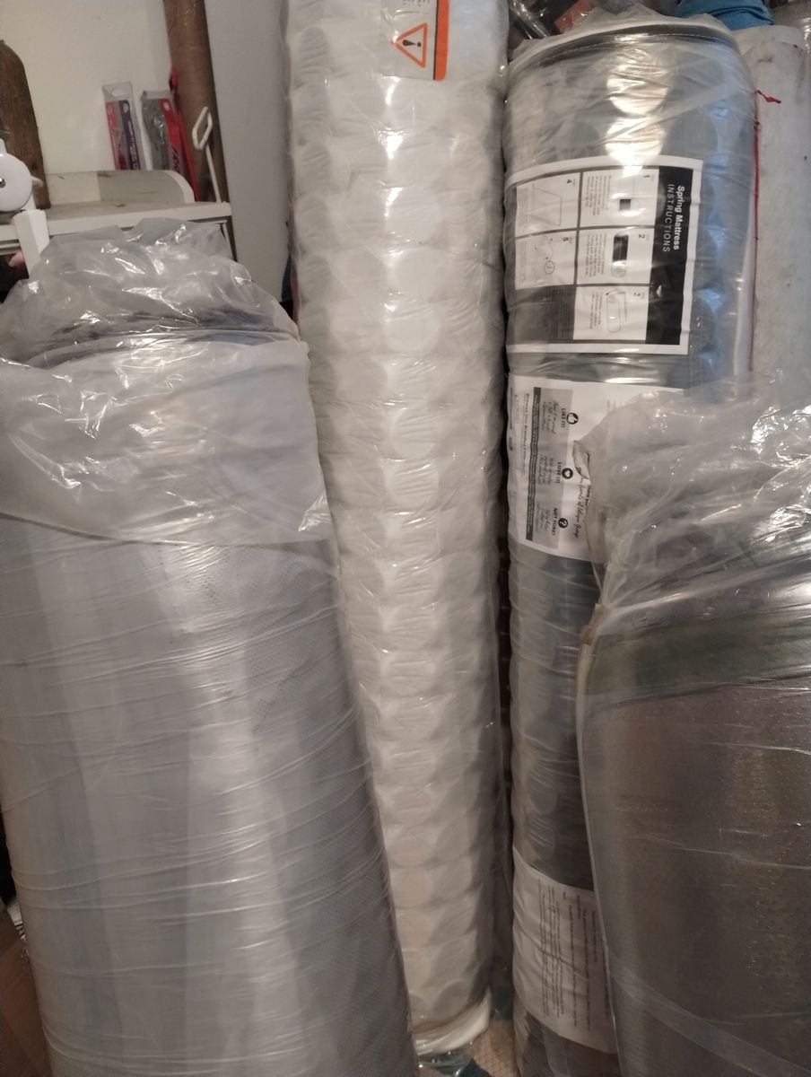 Main image 6