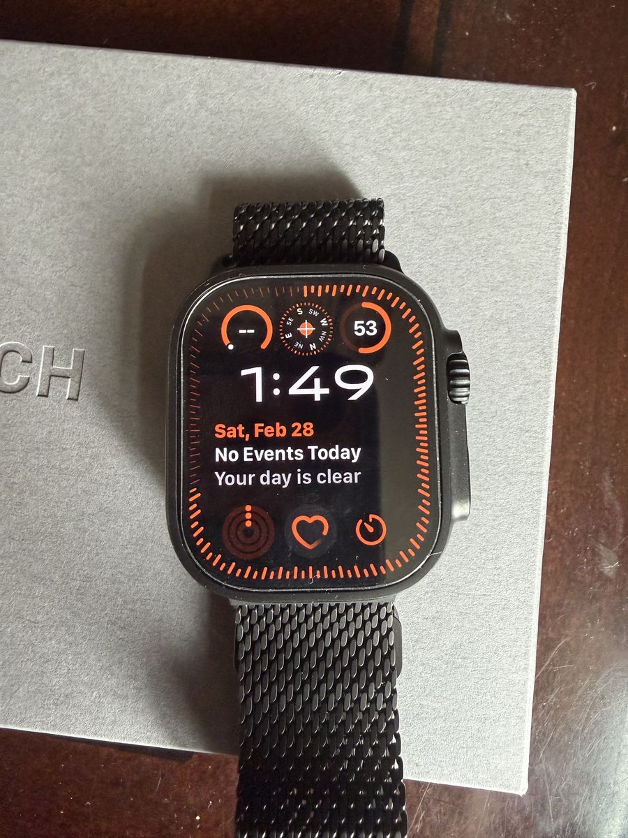 Apple Watch Ultra 3 w/ Milanese Loop Band