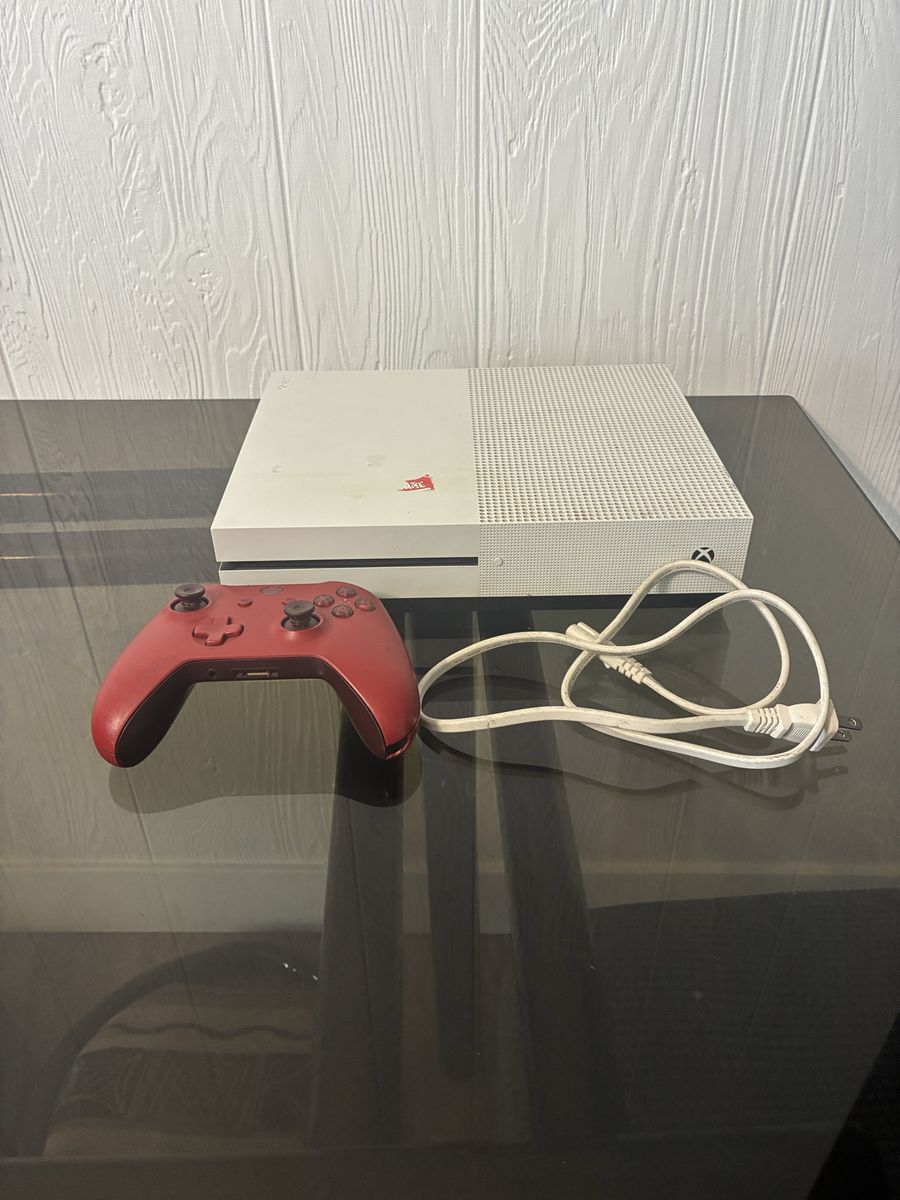 Microsoft Xbox One S 1TB White Console & Controlle