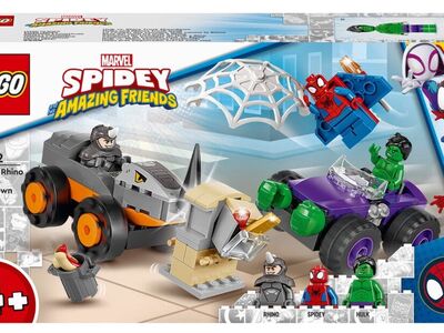 LEGO Marvel Hulk vs. Rhino Truck Showdown 10782