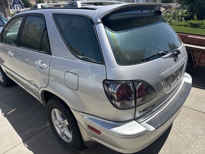 2001 Lexus RX 300 - Salvage Title - Front End Damage - Parts/Scrap