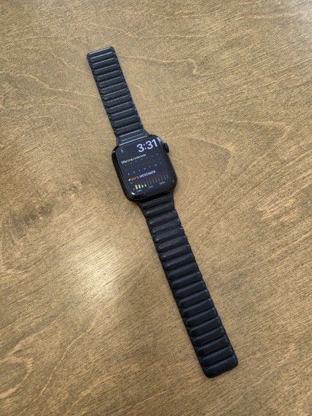 Apple Watch Series 7 in Excellent Condition