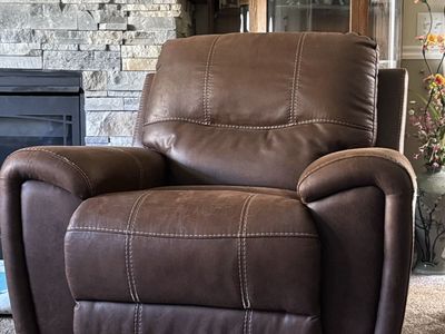 Power rocker recliner