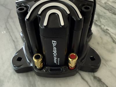 Buttkicker ADVANCE - Tactile Transducer - Subwoofer - Bass Shaker - LIKE NEW - home theater