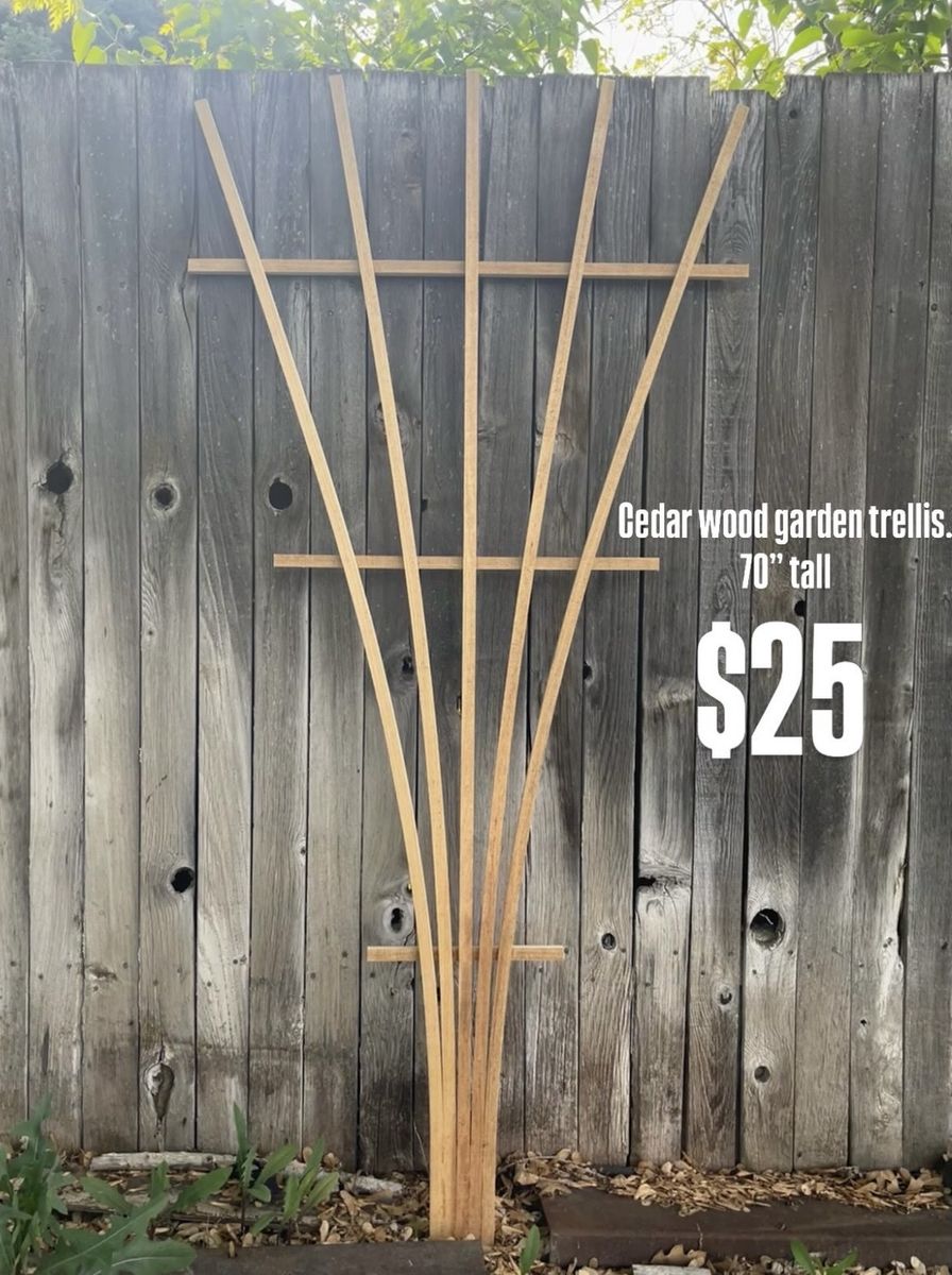 Cedar Wood Garden Trellis