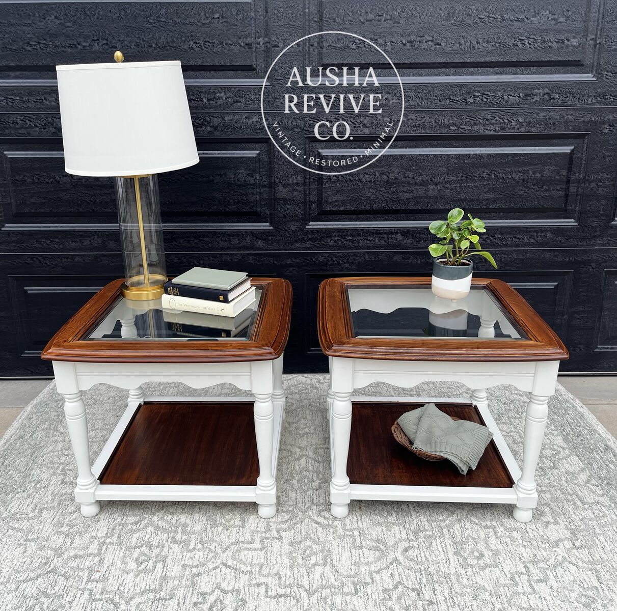 Bassett Solid Oak Nightstands / End Tables – Refinished Pair