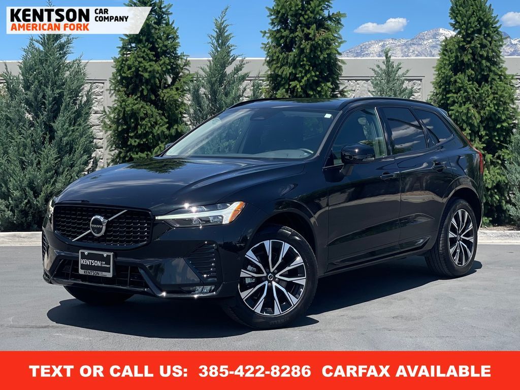 2025 Volvo XC60 B5 Plus Dark Theme