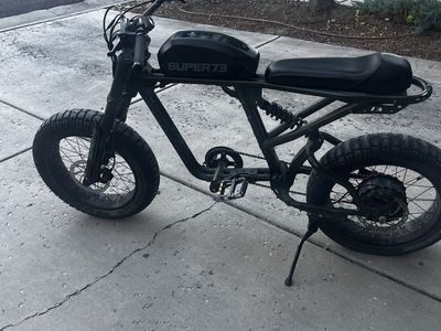 Super73 R-Series Electric Bike - Black Fat Tire Moped Style E-Bike