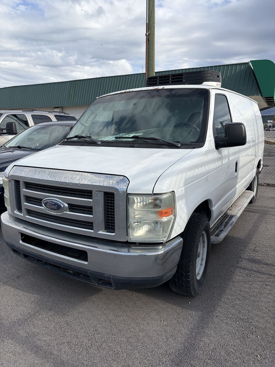 2008 Ford E-250 
