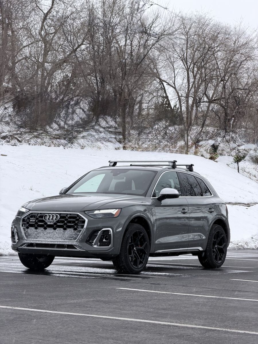 2022 Audi SQ5 Premium Plus