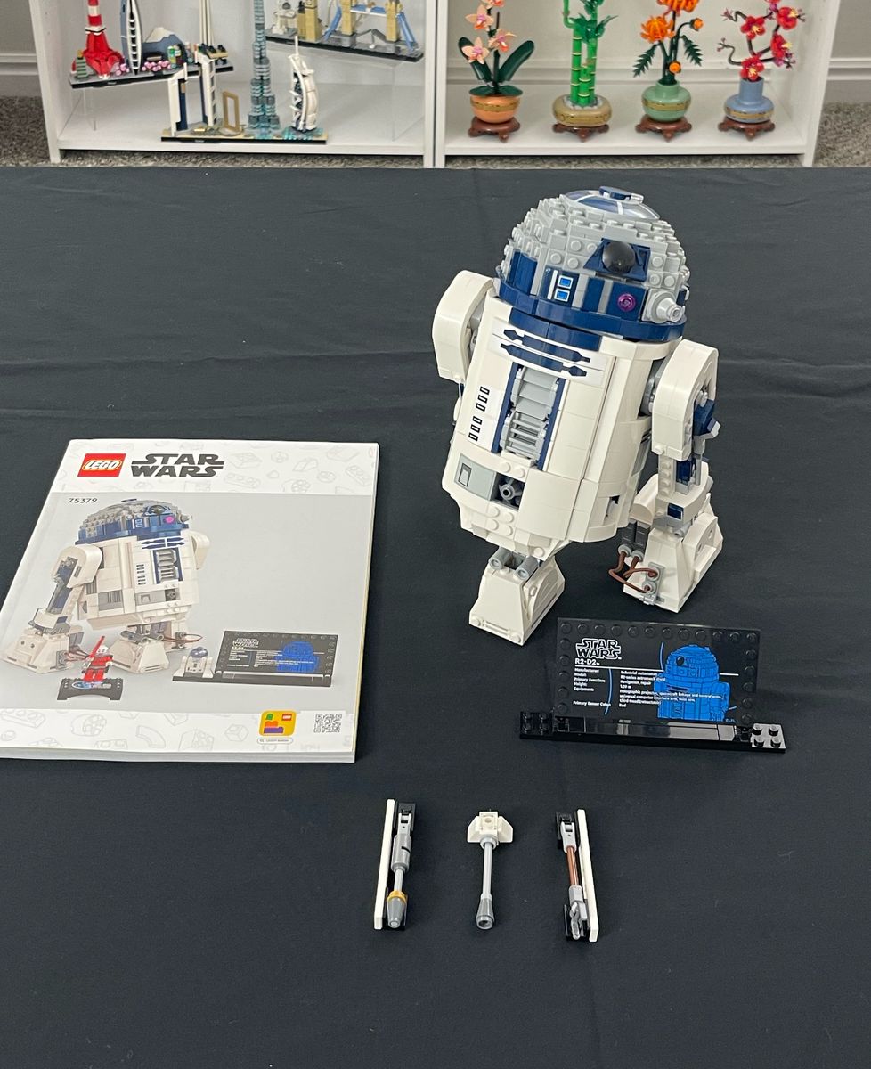 LEGO  Star Wars R2-D2